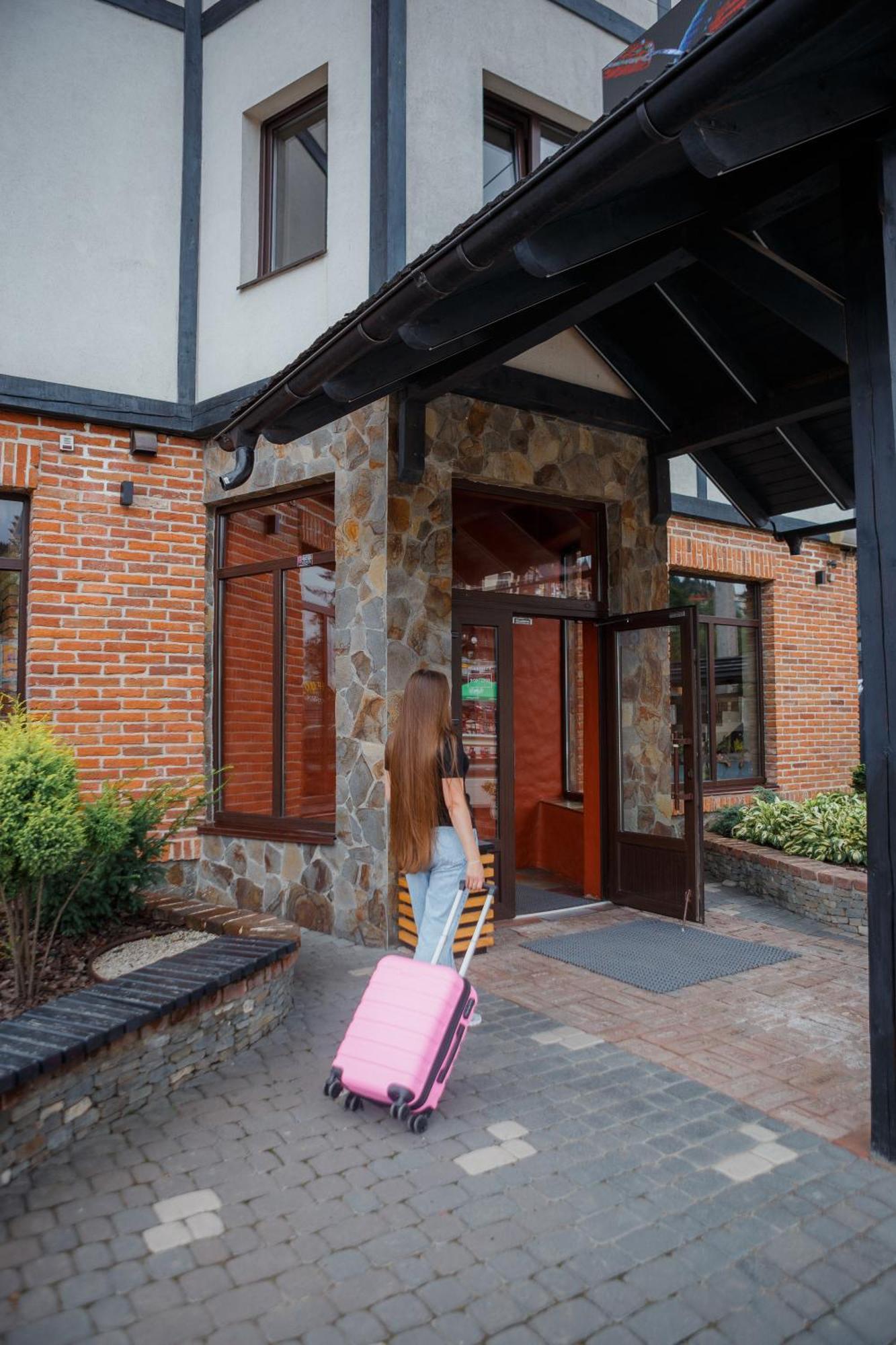 Hotel Monysto Bukovel Esterno foto